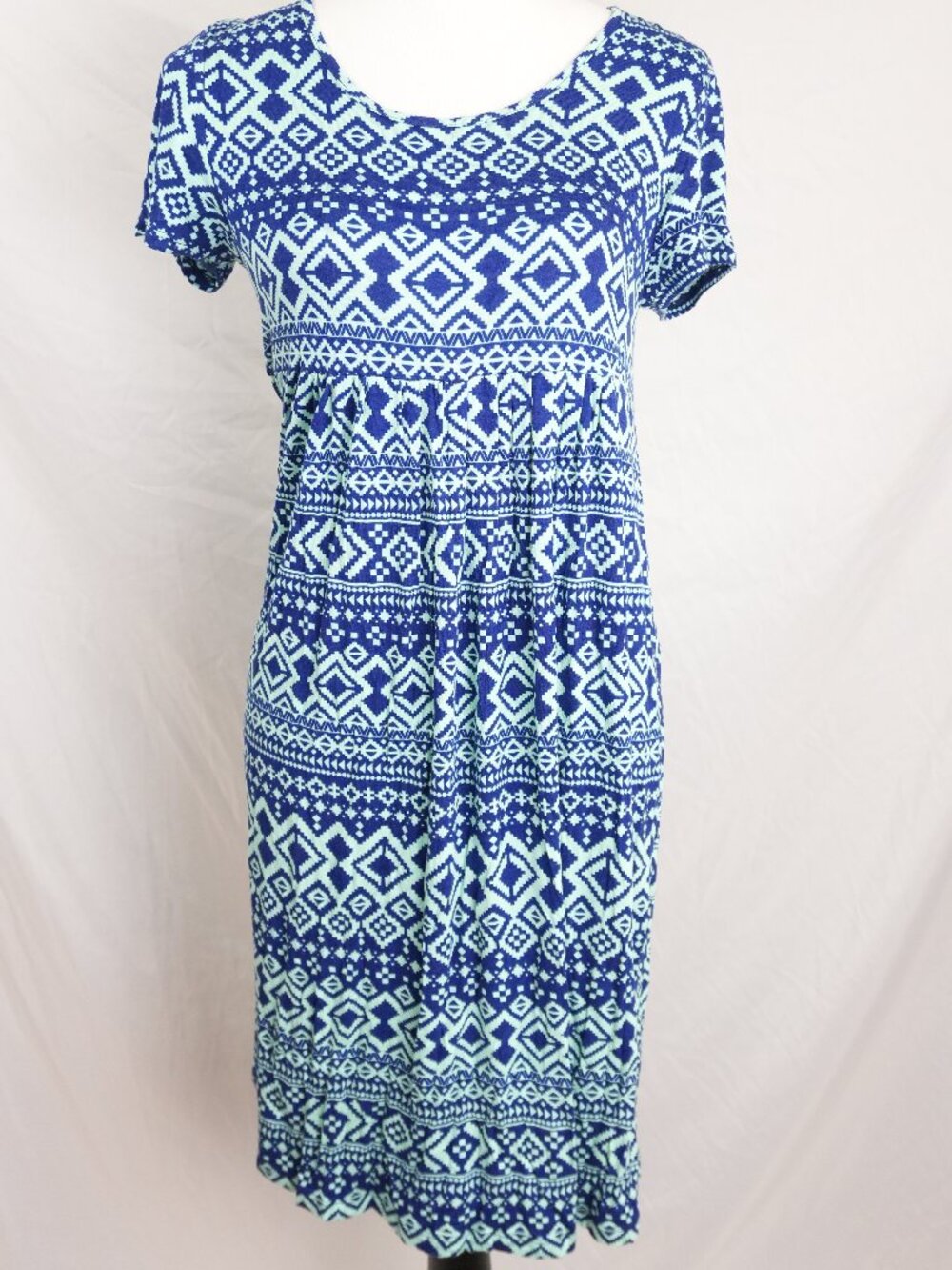 LNC Lightweight  Three Seasons Maternity Dress Womens Medium Geometric Pattern